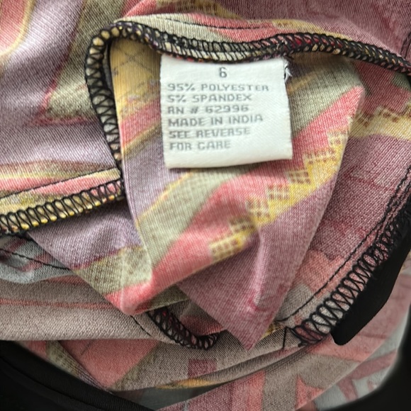 DRESSBARN🍁Chevron Design in GORGEOUS FALL colors!🌻Size 6 - Picture 8 of 10